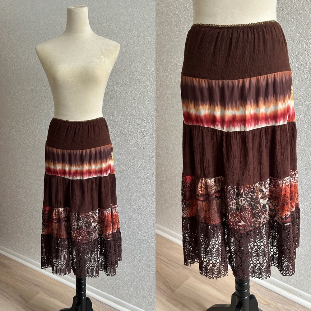 Amy Byer Vintage Boho Hippie 90s Aesthetic Brown and Multicolor Midi Skirt
